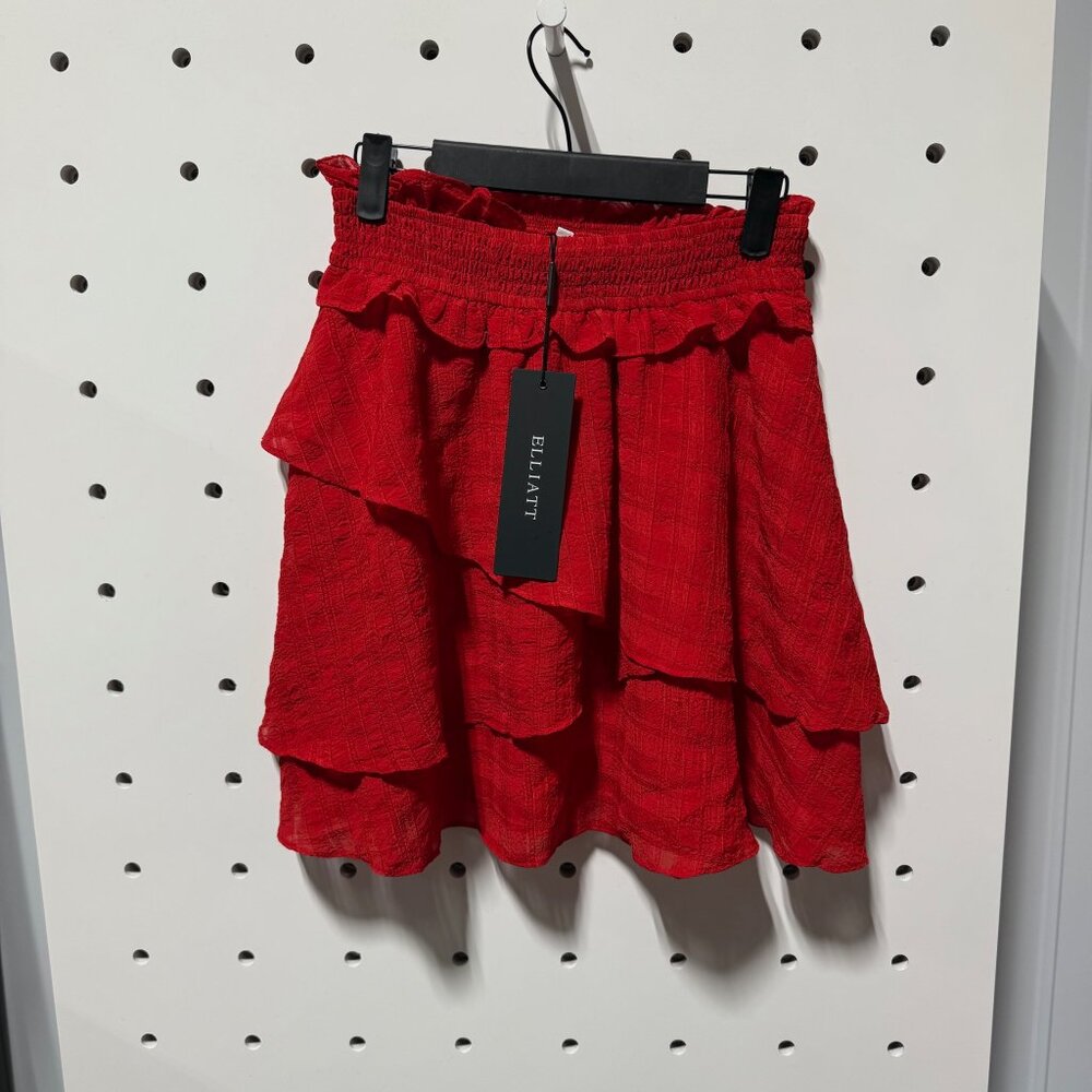 NWT Elliatt Red Ruffle Skirt Size Small